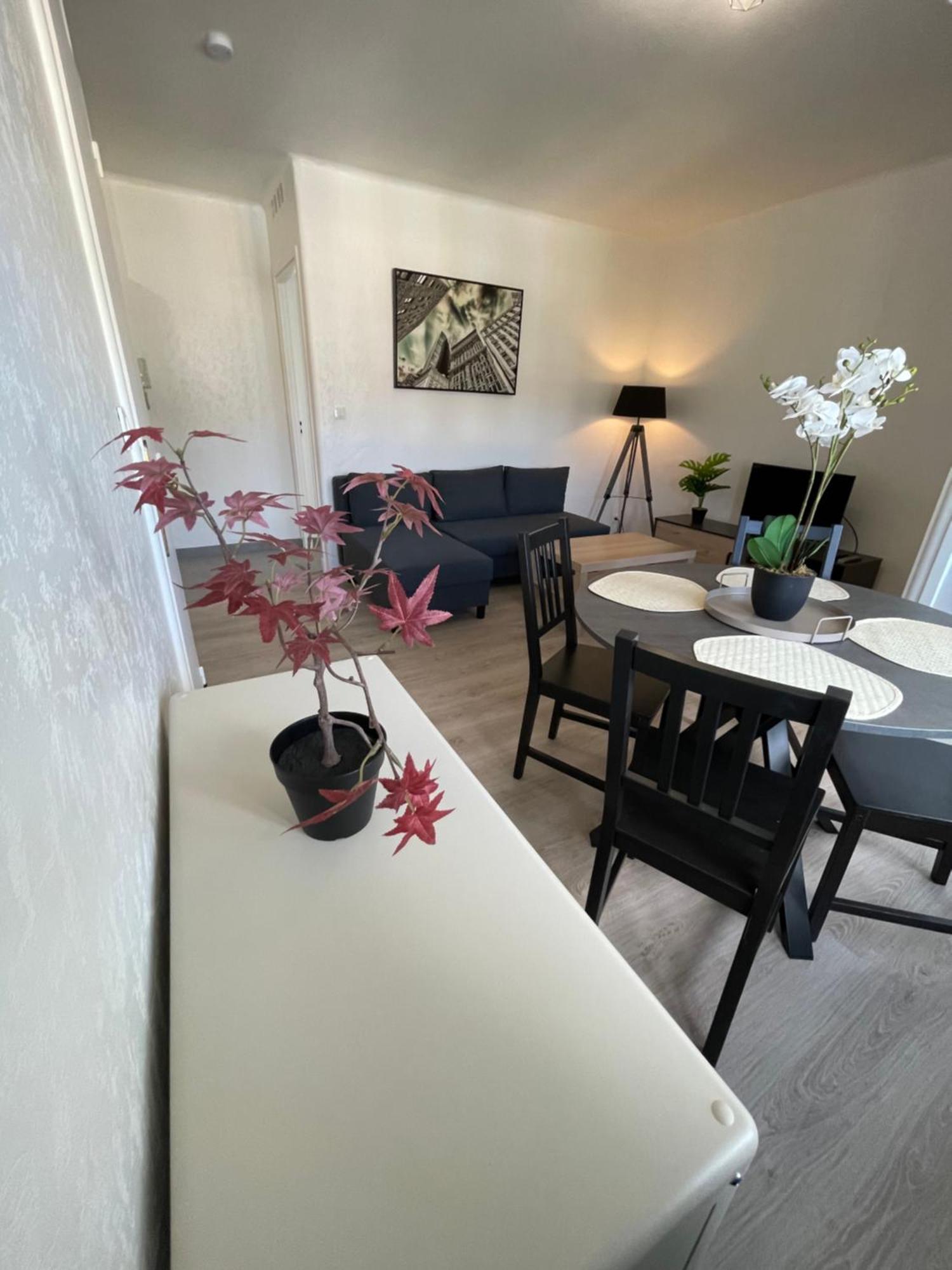 Appartement Renove Tout Equipe, Centre Ville, Proche De La Gare Et Commerce Flers  Dış mekan fotoğraf