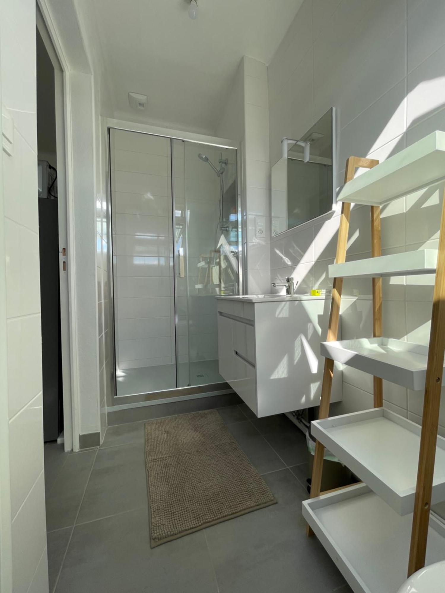 Appartement Renove Tout Equipe, Centre Ville, Proche De La Gare Et Commerce Flers  Dış mekan fotoğraf