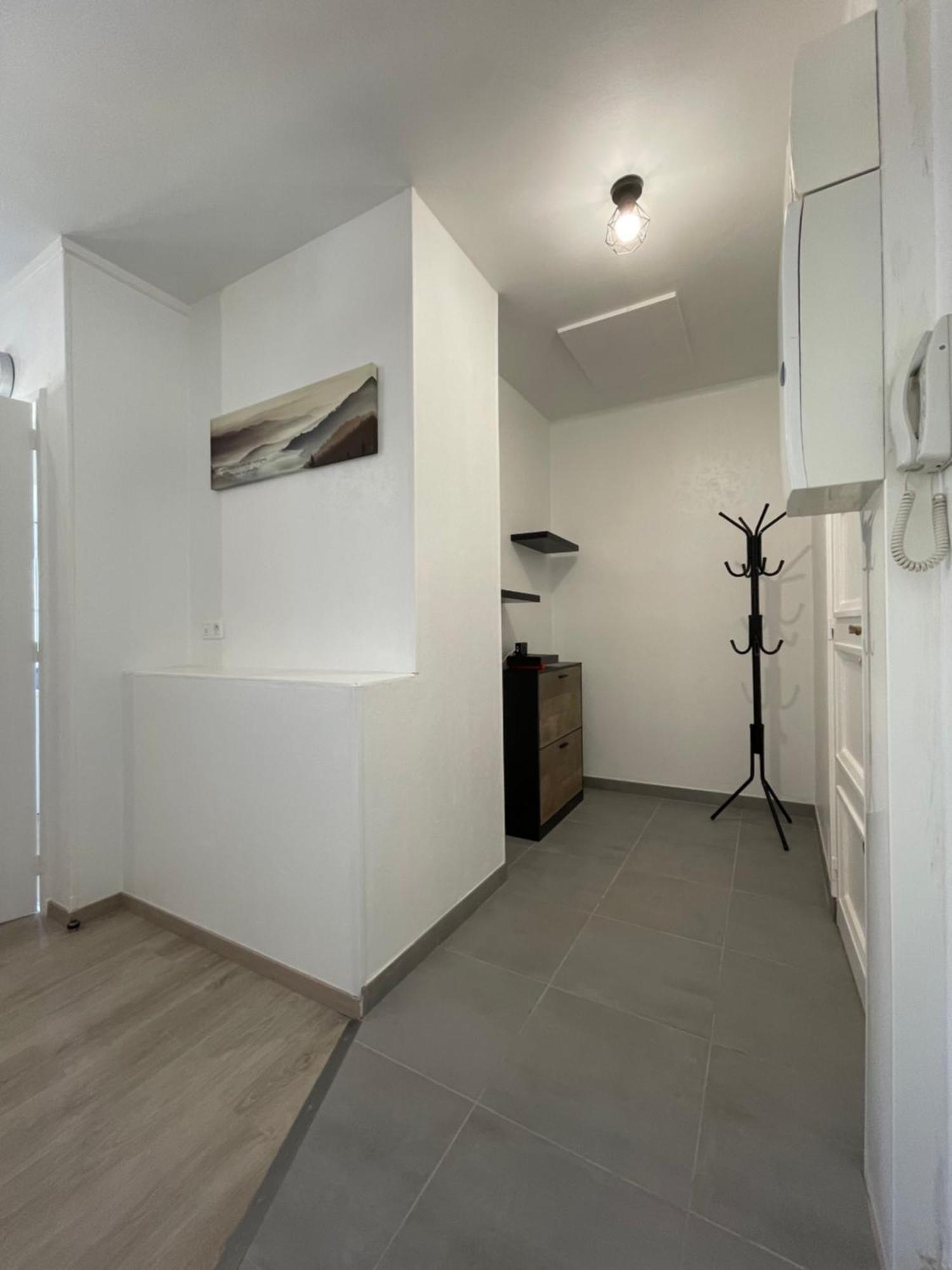 Appartement Renove Tout Equipe, Centre Ville, Proche De La Gare Et Commerce Flers  Dış mekan fotoğraf