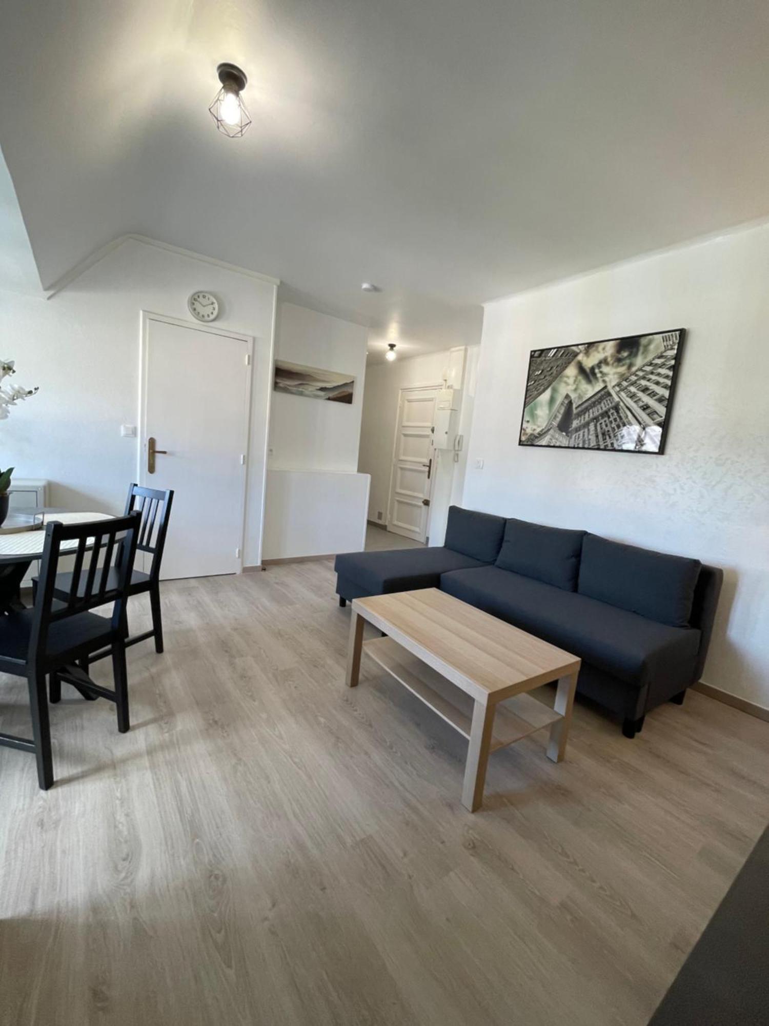 Appartement Renove Tout Equipe, Centre Ville, Proche De La Gare Et Commerce Flers  Dış mekan fotoğraf