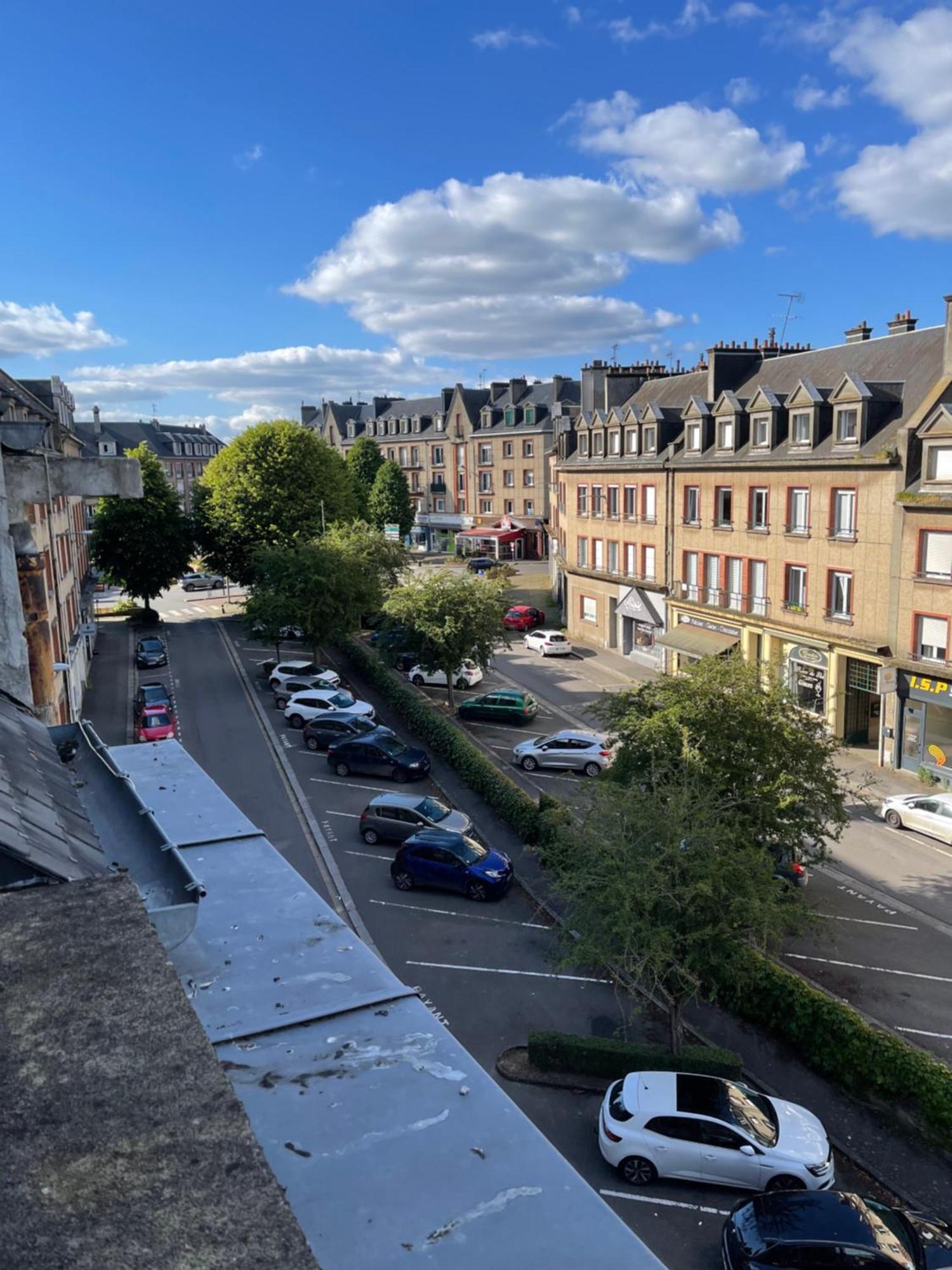 Appartement Renove Tout Equipe, Centre Ville, Proche De La Gare Et Commerce Flers  Dış mekan fotoğraf